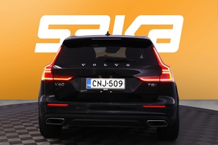 Volvo V60 Cross Country vaihtoauto