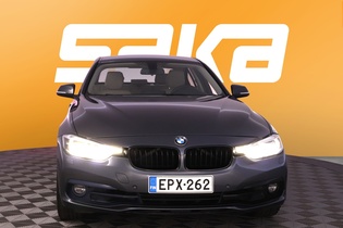 BMW 320 vaihtoauto