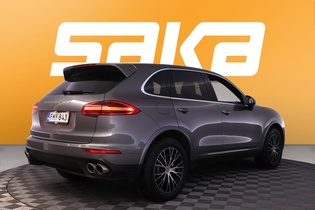 Porsche Cayenne vaihtoauto