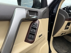 Toyota Land Cruiser vaihtoauto