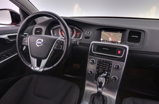 Volvo V60 Cross Country vaihtoauto