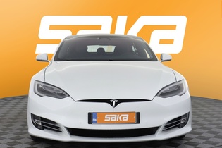 Tesla Model S vaihtoauto