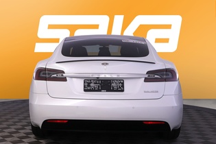 Tesla Model S vaihtoauto