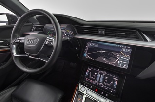 Audi e-tron vaihtoauto