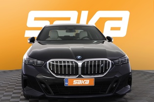 BMW i5 vaihtoauto