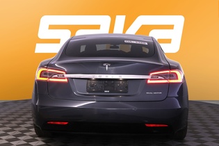 Tesla Model S vaihtoauto