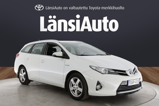 Toyota Auris vaihtoauto