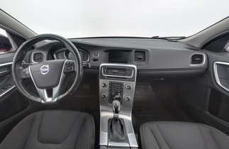 Volvo V60 Cross Country vaihtoauto