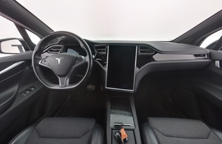 Tesla Model X vaihtoauto