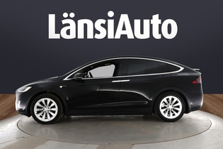 Tesla Model X vaihtoauto