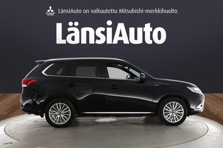Mitsubishi Outlander PHEV vaihtoauto