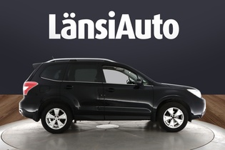 Subaru Forester vaihtoauto