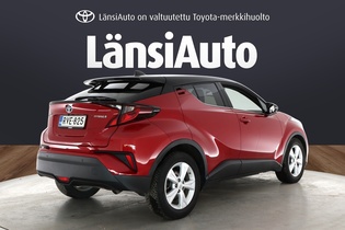 Toyota C-HR vaihtoauto