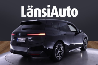BMW iX vaihtoauto