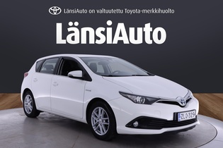 Toyota Auris vaihtoauto
