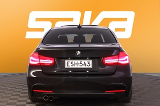 BMW 330 vaihtoauto