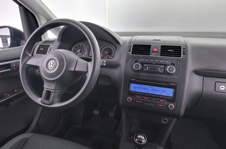Volkswagen Touran vaihtoauto