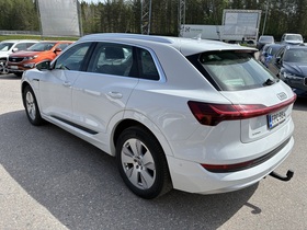 Audi e-tron vaihtoauto