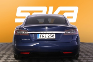 Tesla Model S vaihtoauto