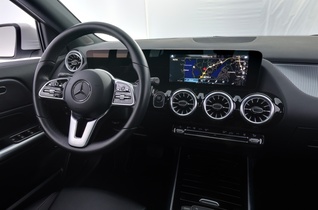 Mercedes-Benz EQA vaihtoauto