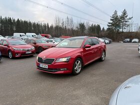 Skoda Superb vaihtoauto