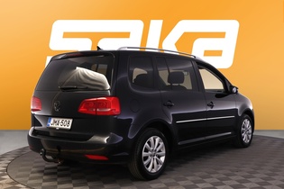 Volkswagen Touran vaihtoauto