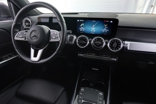 Mercedes-Benz EQB vaihtoauto