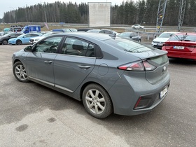 Hyundai IONIQ plug-in vaihtoauto