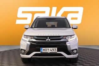 Mitsubishi Outlander PHEV vaihtoauto