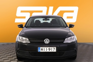 Volkswagen Jetta vaihtoauto
