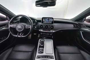 Kia Stinger vaihtoauto