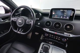 Kia Stinger vaihtoauto