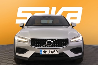 Volvo V60 Cross Country vaihtoauto
