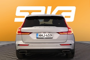 Volvo V60 Cross Country vaihtoauto
