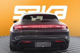 Porsche Taycan vaihtoauto