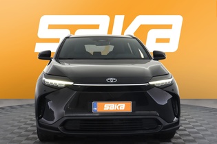 Toyota bZ4X vaihtoauto