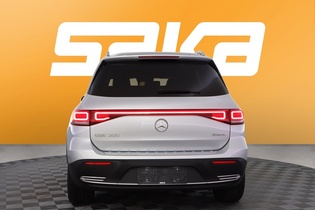 Mercedes-Benz EQB vaihtoauto