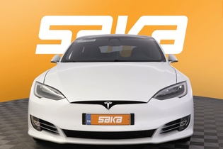 Tesla Model S vaihtoauto