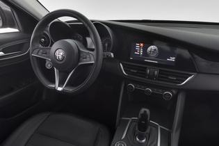 Alfa Romeo Giulia vaihtoauto