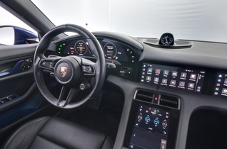 Porsche Taycan vaihtoauto