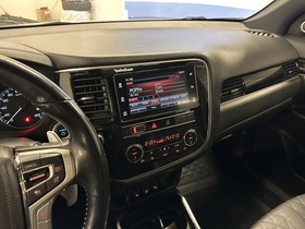 Mitsubishi Outlander PHEV vaihtoauto