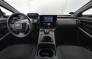 Toyota bZ4X vaihtoauto