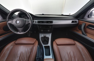 BMW 330 vaihtoauto