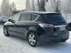 Ford S-MAX vaihtoauto