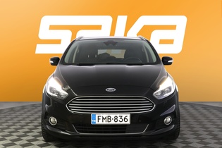 Ford S-MAX vaihtoauto