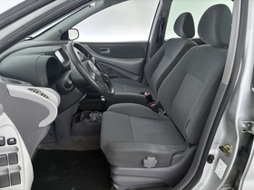 Nissan Almera vaihtoauto