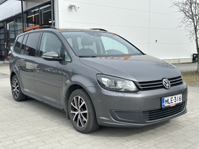 Volkswagen Touran vaihtoauto