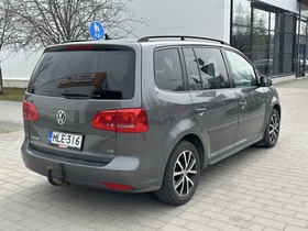 Volkswagen Touran vaihtoauto