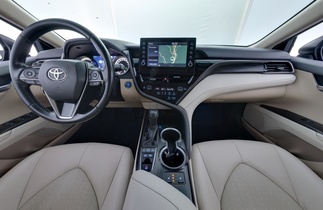 Toyota Camry vaihtoauto