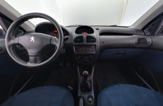 Peugeot 206 vaihtoauto